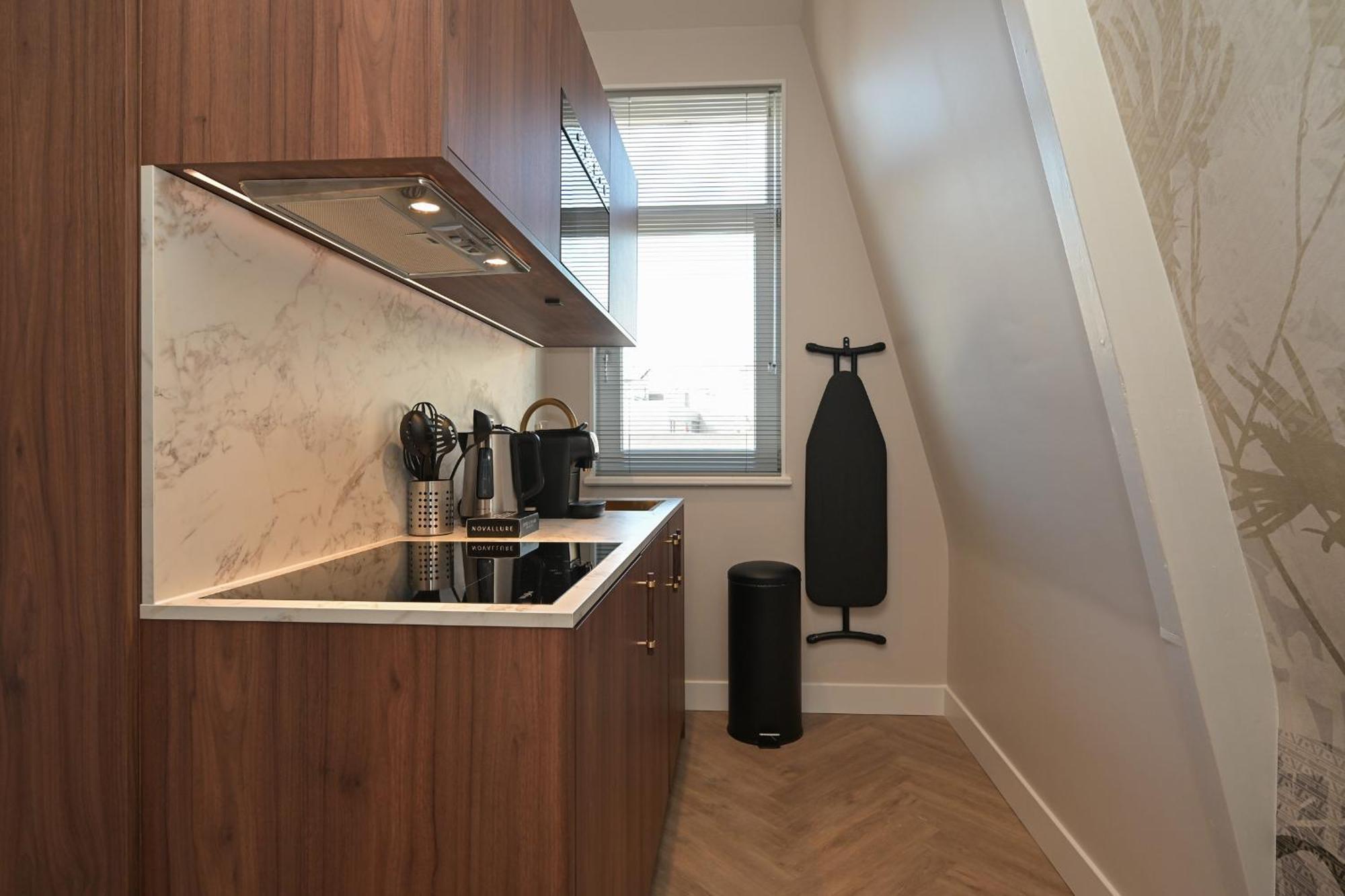 Novallure Downtown - Short Stay Apartments Haag Eksteriør bilde