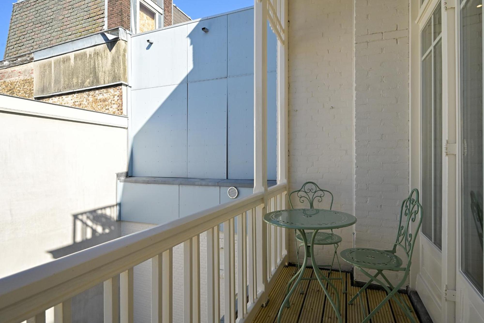 Novallure Downtown - Short Stay Apartments Haag Eksteriør bilde