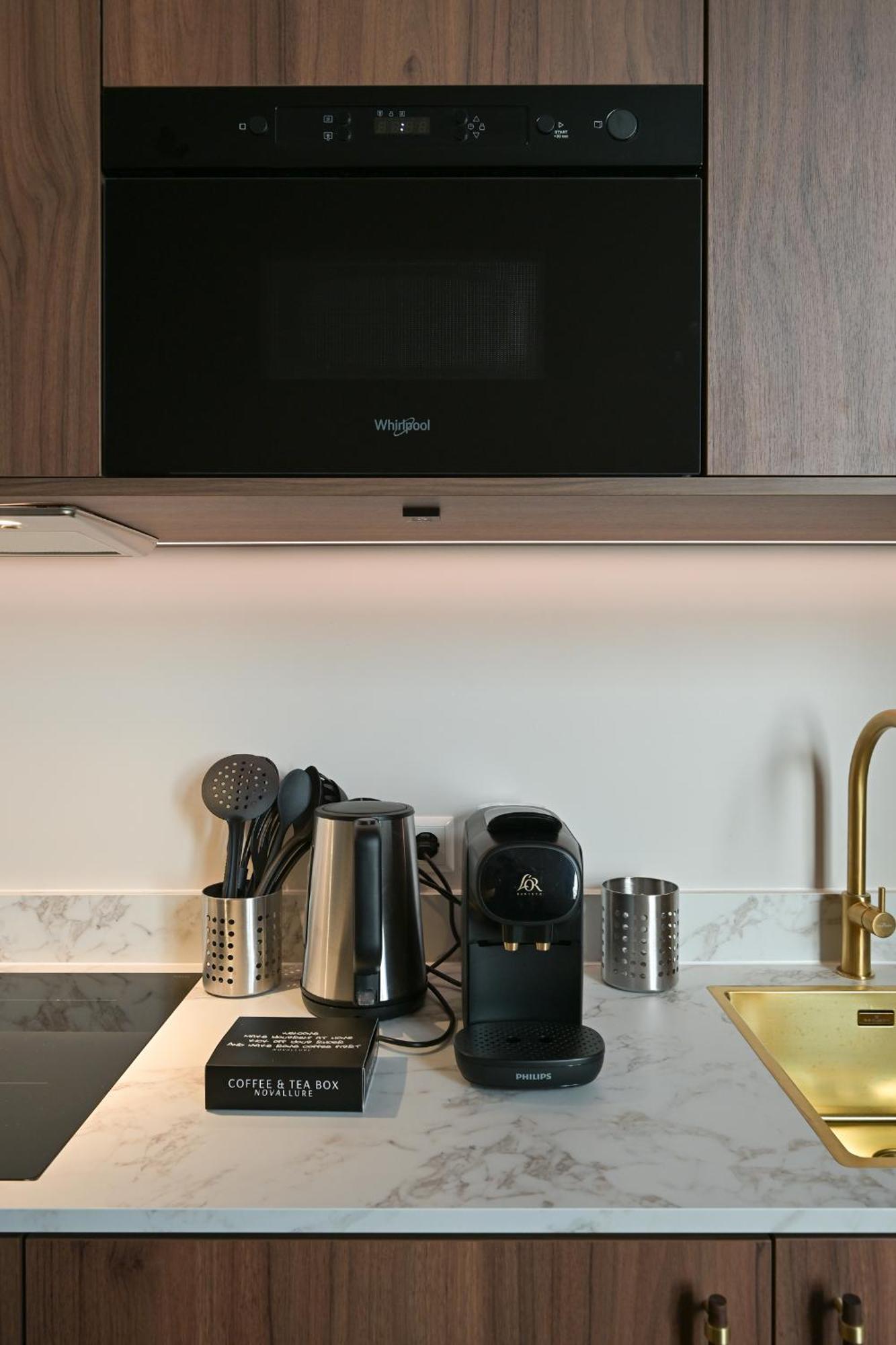 Novallure Downtown - Short Stay Apartments Haag Eksteriør bilde